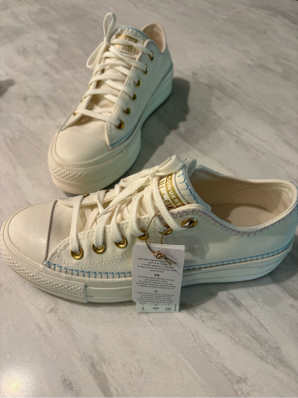 Converse sneaker